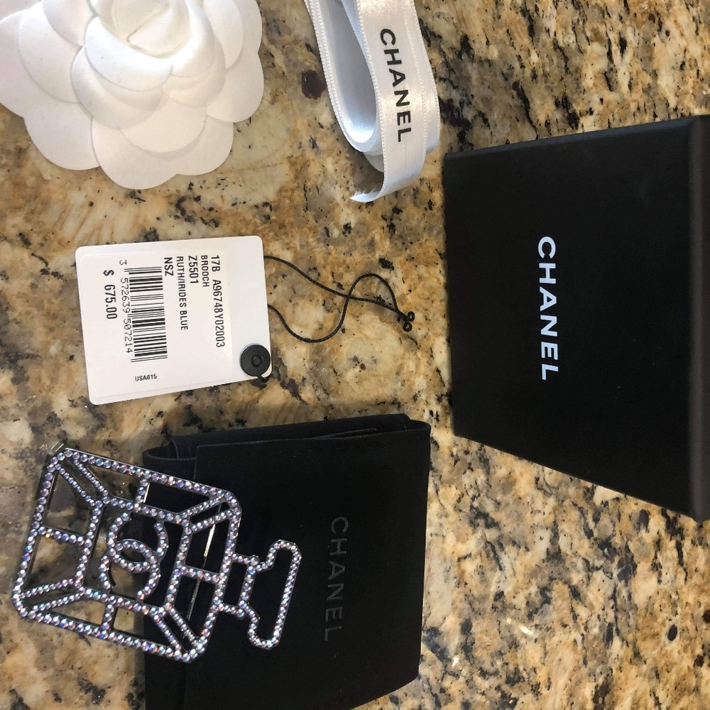 Authentic Chanel Brooch with Swarovski crystal NWT